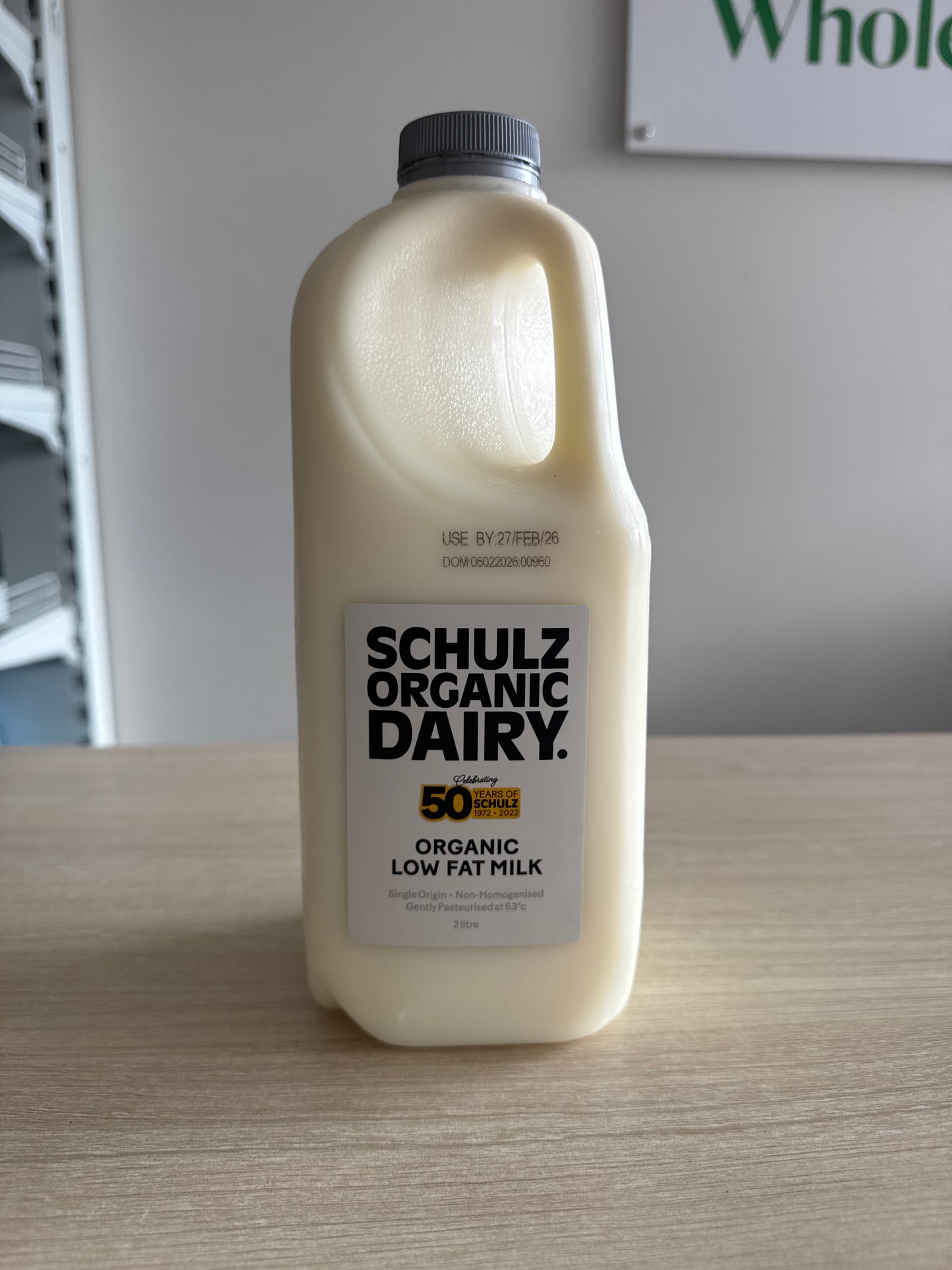 Schulz Organic Low Fat Unhomogenised Milk 2L